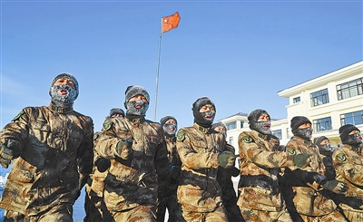 解放军新兵严训风雪中秀肌肉过染毒地带组图4