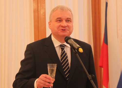 资料图:俄罗斯常驻中国大使杰尼索夫 资料图:俄罗斯常驻中国大使杰尼索夫