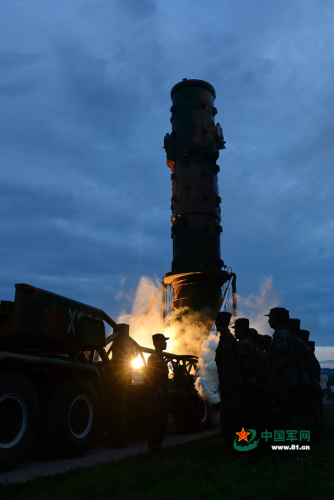 �й����ڲ���ҹ����֯�������� (��ͼ)