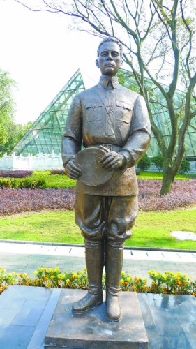 �Ͼ����պ�����ʿ�������Ŀ�����Ƶ��ܡ�