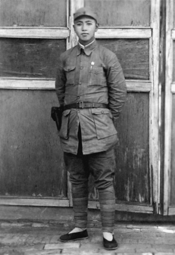 1945��9�£��������ʲ������Ľ��سǺ���Ӱ