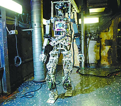 人形机器消防员 人形机器消防员