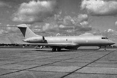 资料图:雷声公司首次公开展示“哨兵R.1”侦察机 资料图:雷声公司首次公开展示“哨兵R.1”侦察机