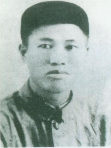 1931年,邓华在福建汀洲留影 1931年,邓华在福建汀洲留影