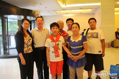 �ߵ���ѧУ��ʦ��Ӱ���