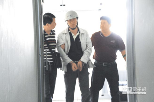 嫌犯邱某犯下命案后,躲藏7年终于落网。(台湾《中国时报》) 嫌犯邱某犯下命案后,躲藏7年终于落网。(台湾《中国时报》)