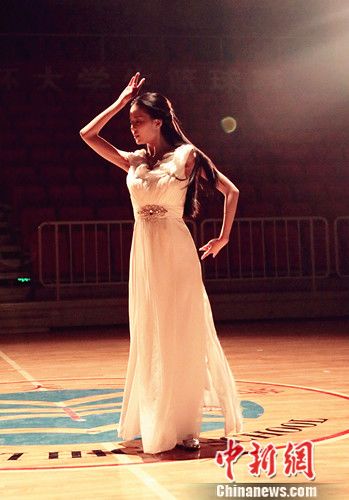 由温心饰演的邓琳玥,在上周