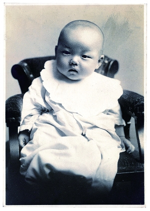 中岛一岁照 中岛一岁照