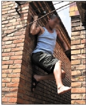 民间反传销组织窝点捞人收费16万遭质疑