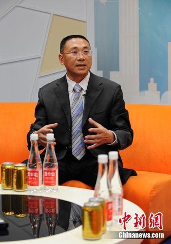�Ӷ౦���ŵ�ί������������<a target='_blank' href='http://www.chinanews.com/' >������</a>��Ƶ��̸��