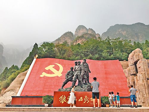 香港文汇报实地探访狼牙山五壮士家喻户晓