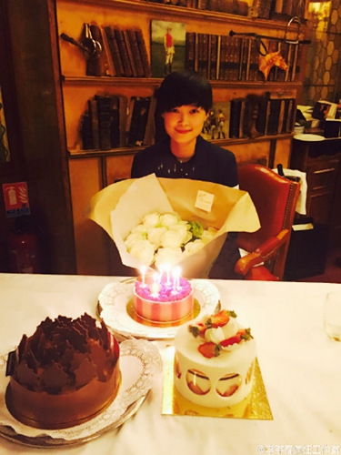 图片来源:李宇春工作室 图片来源:李宇春工作室