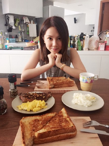 图片来源:邓紫棋微博 图片来源:邓紫棋微博