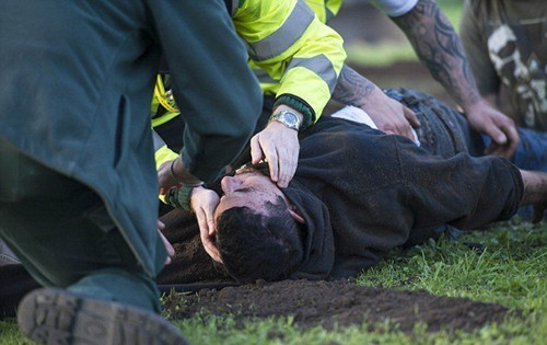 极限失误逃脱大师高空水箱逃离失败险丧命图