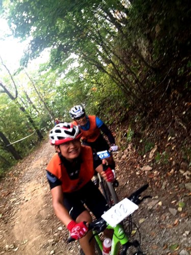 ��������Ŷ�Ů��Ա