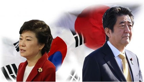 资料图:朴槿惠与安倍(右)。 资料图:朴槿惠与安倍(右)。