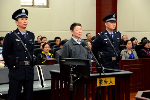 被告人李崇禧在庭审现场 图片来源:南昌法院网 被告人李崇禧在庭审现场 图片来源:南昌法院网