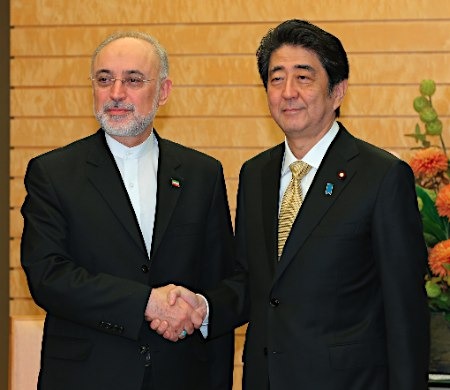 安倍会见伊朗副总统萨利希。 安倍会见伊朗副总统萨利希。
