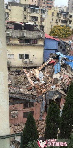 图说:事故发生现场。 图说:事故发生现场。