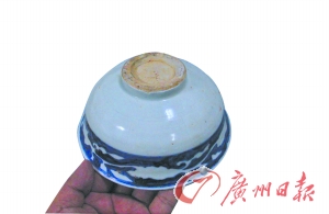 ���Ԫ�໨�ɵײ�Ϊ�棬����Ϊ���졣