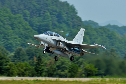 资料图片:FA-50型战斗机。 资料图片:FA-50型战斗机。