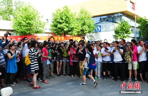 ����ͼ <a target='_blank' href='http://www.chinanews.com/'>������</a>�� ���� ��