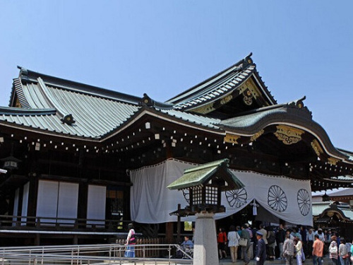 图一:资料图:靖国神社 图一:资料图:靖国神社