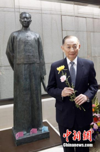 ����ͼ��÷�����÷��������ǰ�׻���<a target='_blank' href='http://www.chinanews.com/'>������</a>�� ���� �� 