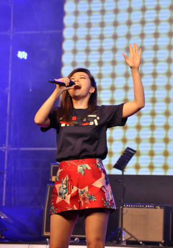 ����ӱ��