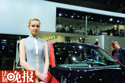 ��һЩչ̨�������Ů�䵱����С��