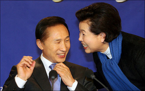 李明博 李明博