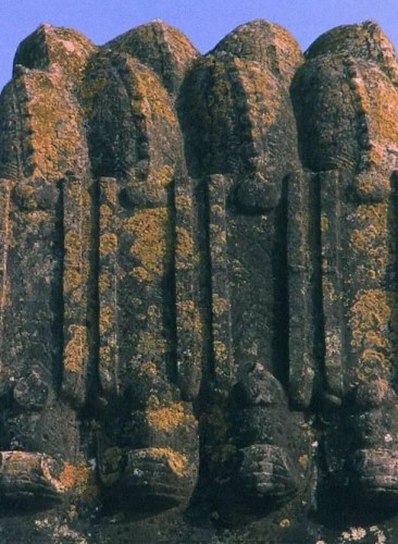 网贴中称未遭清洗的石刻老照片 网贴中称未遭清洗的石刻老照片