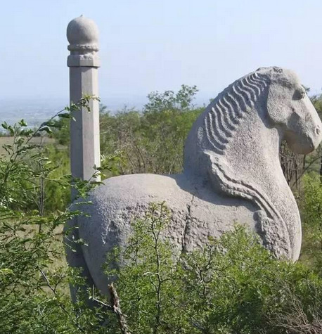 网帖中称遭清洗后的石刻照片 网帖中称遭清洗后的石刻照片