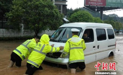 �����������������ٱ�һ�����ƿ�չ��ͨ�赼�������ο�Ӫ�Ⱥͳ������ع�����������ɽ�羰��ʤ�� ��