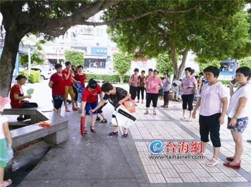 �������������ڲ鿴������Ĳ�����