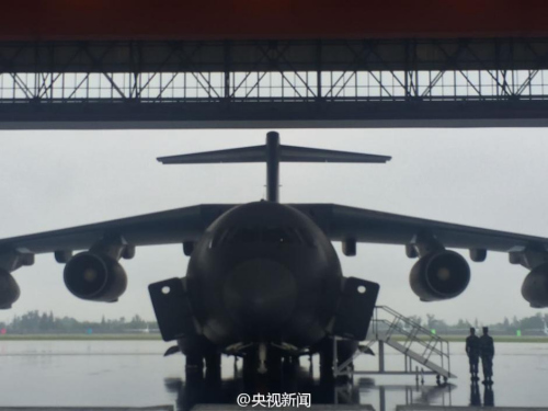 运-20大型运输机正式列装空军航空兵部队。央视记者毛财旺 王晓丹 运-20大型运输机正式列装空军航空兵部队。央视记者毛财旺 王晓丹