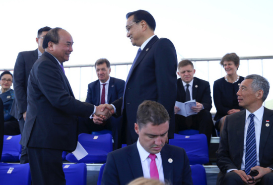 715磬ǿǴĽ̨Խֽǰ˫ʱʾԽзڷɱϺٲðͨԻЭƽˡ<a target='_blank' href='http://www.chinanews.com/'></a>  