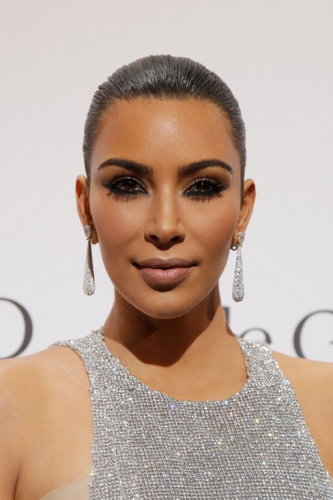 ����ͼ��Ů�ǽ���ɺ����ͼƬ��Դ�������磩