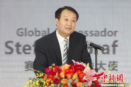 国家网球运动管理中心副主任卿尚霖致辞 中新 摄 国家网球运动管理中心副主任卿尚霖致辞 中新 摄