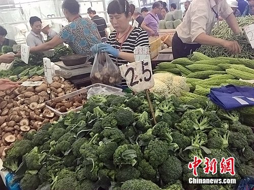 北京西城区太平天和菜市场内。<a target='_blank' href='http://www.chinanews.com/' >中新网</a> 种卿 摄 北京西城区太平天和菜市场内。<a target='_blank' href='http://www.chinanews.com/' >中新网</a> 种卿 摄