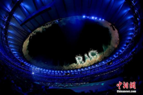 ����ʱ��8��5����8ʱ��2016��Լ���˻ῪĻʽ����Լ����¬�����������������С�ͼΪ��Ļʽ�ϵı��ݡ�<a target='_blank' href='http://www.chinanews.com/' >������</a>���� ���� ��