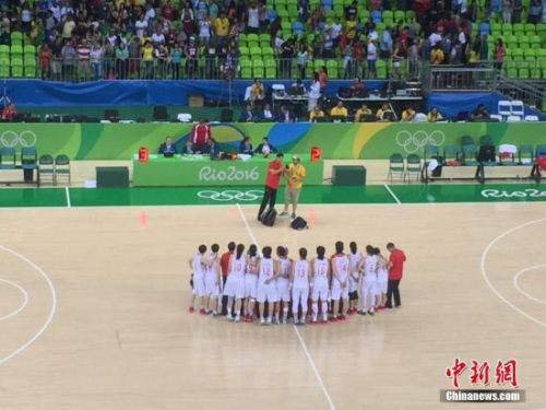 当地时间8月14日,中国女篮对阵美国女篮,中国女篮62:105败北。<a target='_blank' href='http://www.chinanews.com/' >中新网</a>记者 王曦 摄 当地时间8月14日,中国女篮对阵美国女篮,中国女篮62:105败北。<a target='_blank' href='http://www.chinanews.com/' >中新网</a>记者 王曦 摄