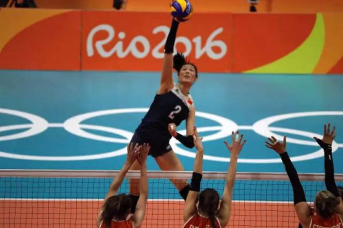 比赛现场。颜欢摄 比赛现场。颜欢摄