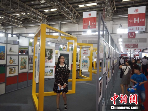 第23届图博会上,E1馆内一角。上官云 摄 第23届图博会上,E1馆内一角。上官云 摄