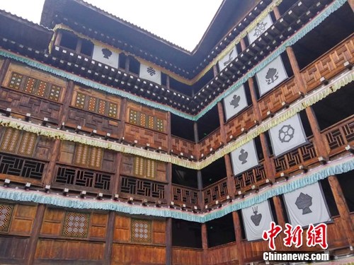 图为卓克基土司官寨。<a target='_blank' href='http://www.chinanews.com/' >中新网</a>记者吕春荣 摄 图为卓克基土司官寨。<a target='_blank' href='http://www.chinanews.com/' >中新网</a>记者吕春荣 摄