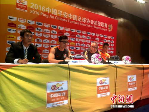 马加特赛前表态,<a target='_blank' href='http://www.chinanews.com/' >中新网</a>记者王牧青摄。 马加特赛前表态,<a target='_blank' href='http://www.chinanews.com/' >中新网</a>记者王牧青摄。