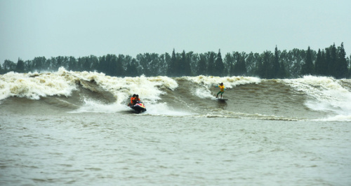 ��ѩ���ڳ����С�