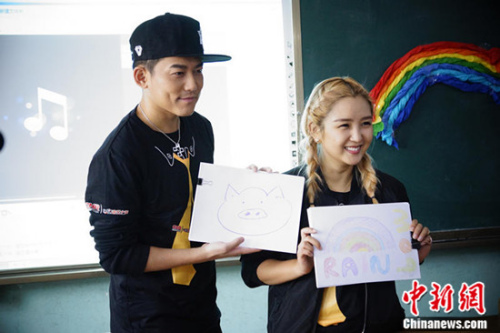 ������ʦ��ν���ʦ�ֱ��˿ɰ���ͼ��