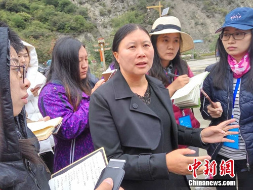图为小金县达维镇冒水村村主任陈望慧。吕春荣 摄 图为小金县达维镇冒水村村主任陈望慧。吕春荣 摄