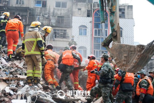 ����������ָսԱ�ڵ����ֳ�ȫ����Ԯ(�㽭�ձ����� ������)